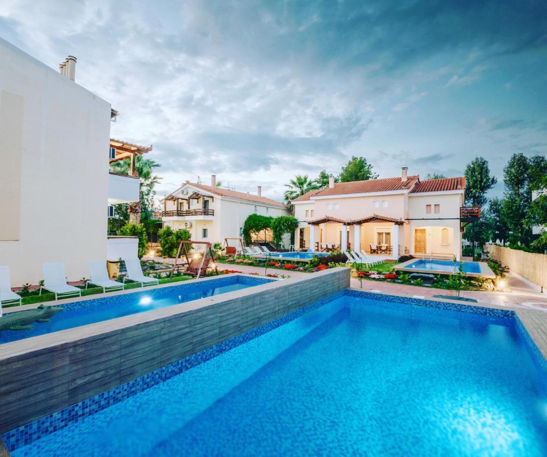 Corinthian Village Vrahati Extérieur photo