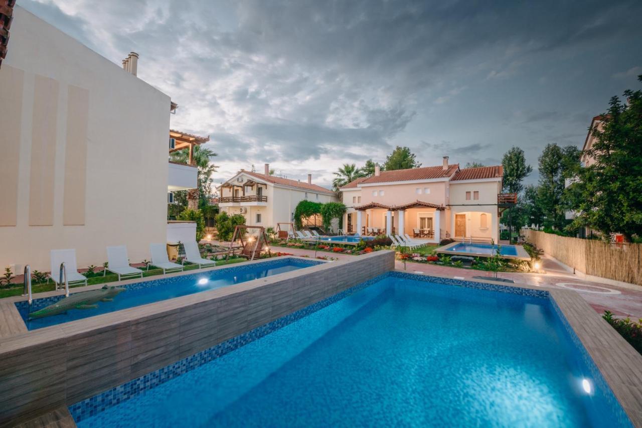 Corinthian Village Vrahati Extérieur photo