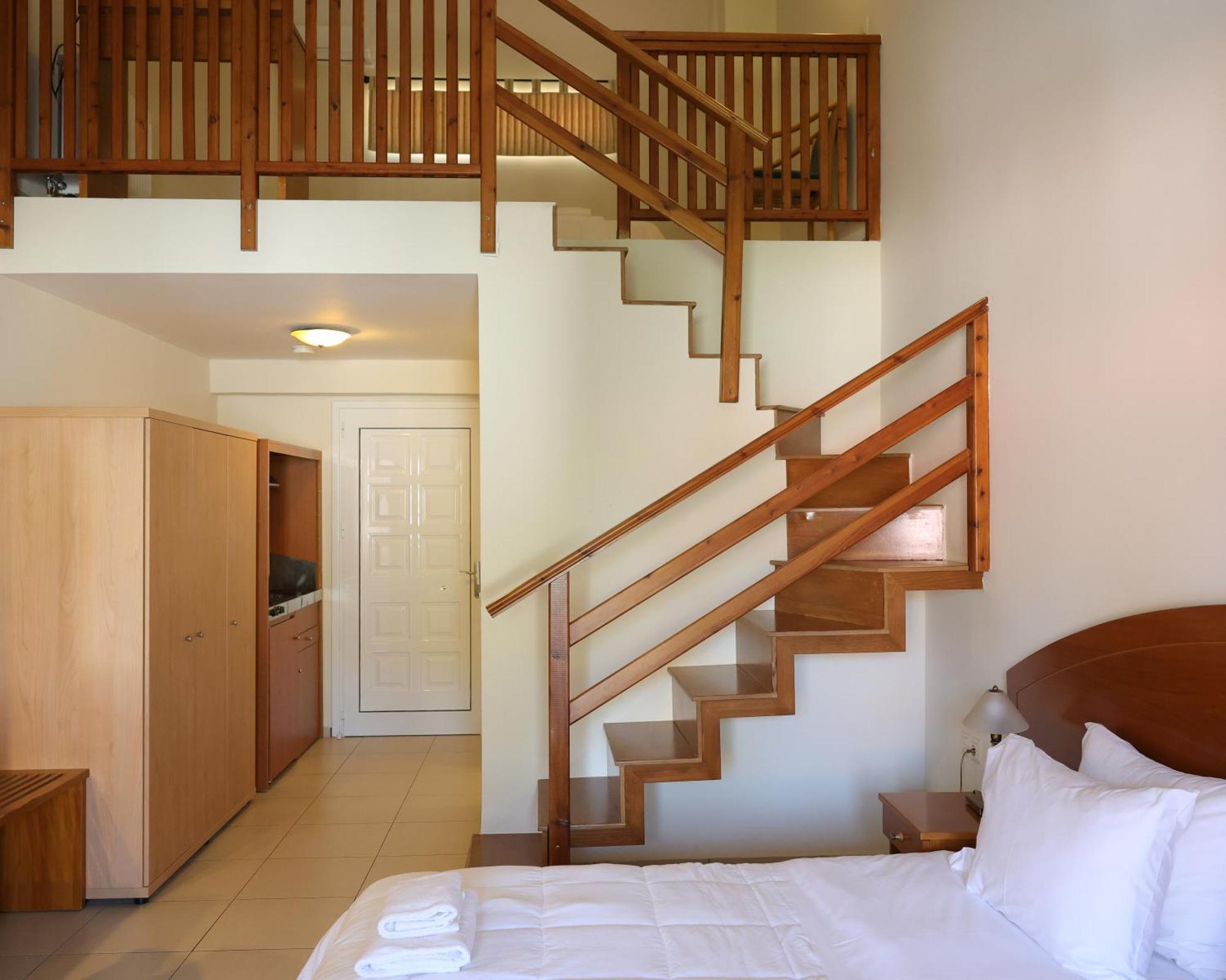 Corinthian Village Vrahati Extérieur photo